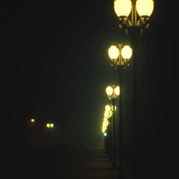 夜晚的街灯 cover art